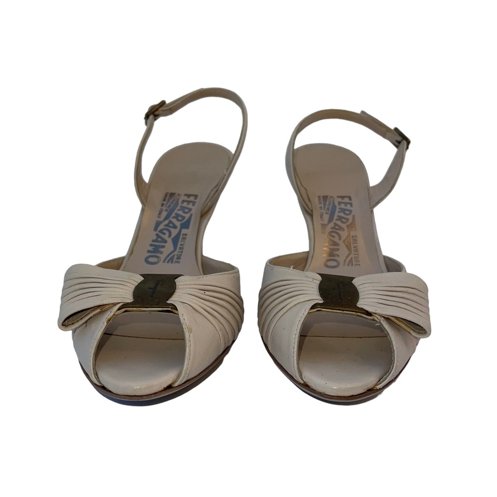 Salvatore Ferragamo Beige Leather Peep Toe Slingback Sandals Sz. 5B - Picture 5 of 10